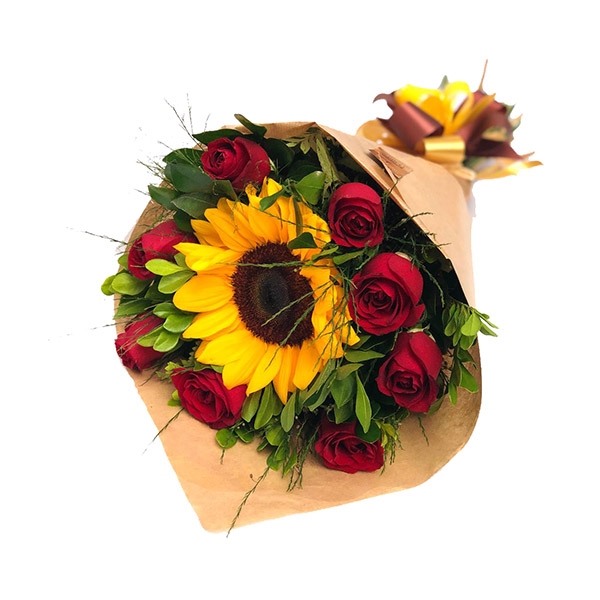 Buquê Especial 05 — Girassol e Rosas